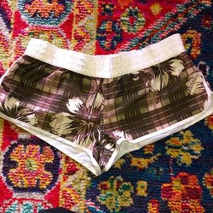 Workout, tropical printed shorts